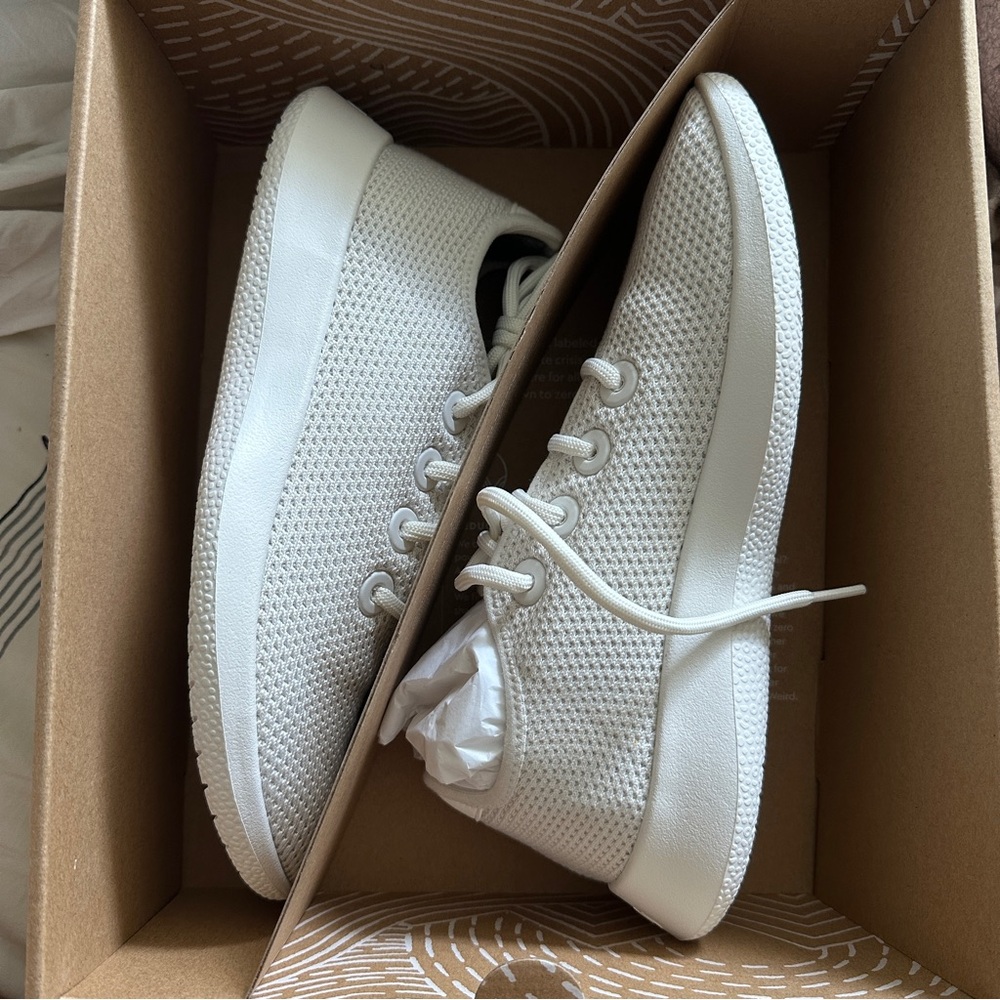 Women's White Sneakers